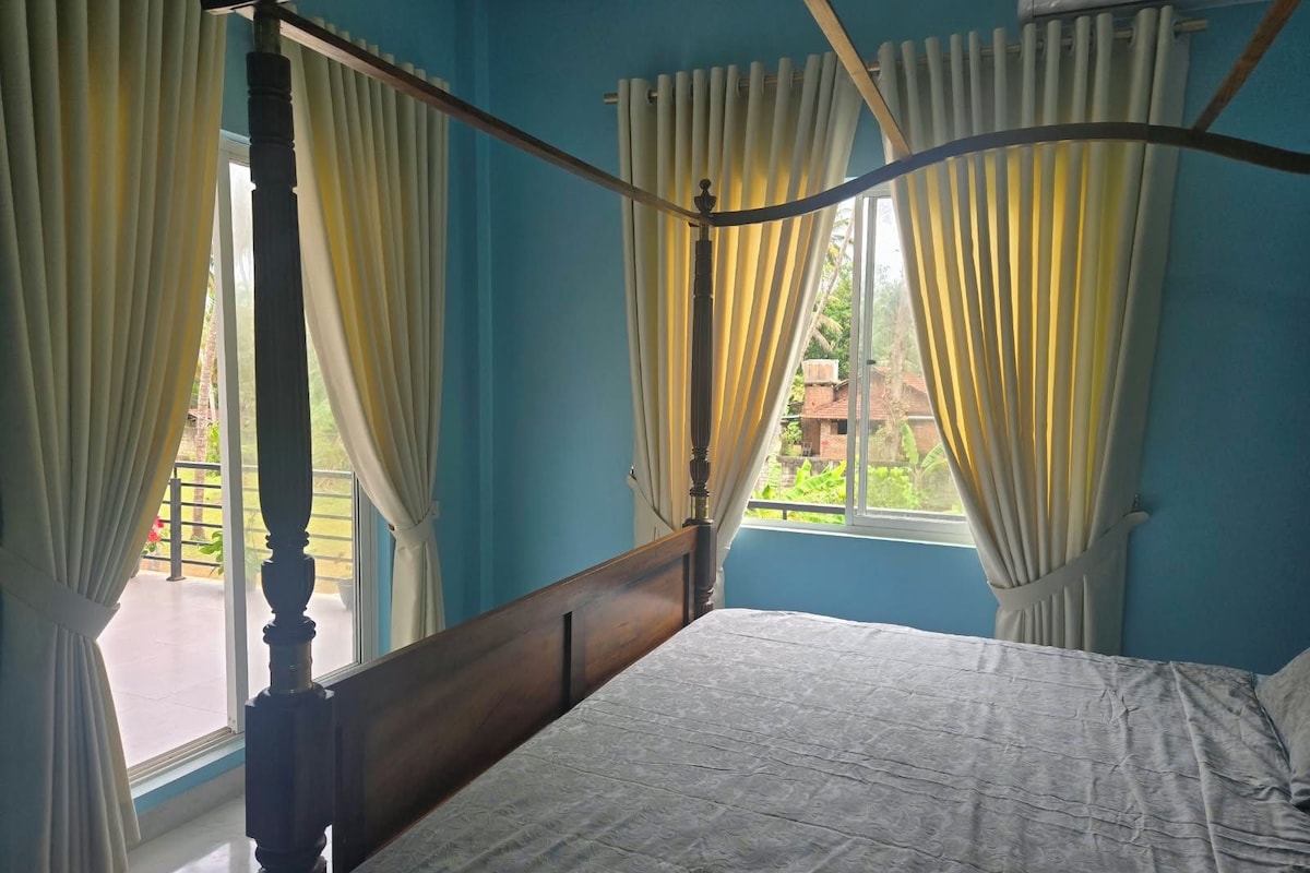 Phòng Suite, quang cảnh sông | Phòng cách âm, bàn ủi/dụng cụ ủi quần áo 