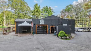 Exterior - Modern 3BR, 2 Bath, Lake House with Firepit, Covered Porch & Year-Round Comfort (Greentown)