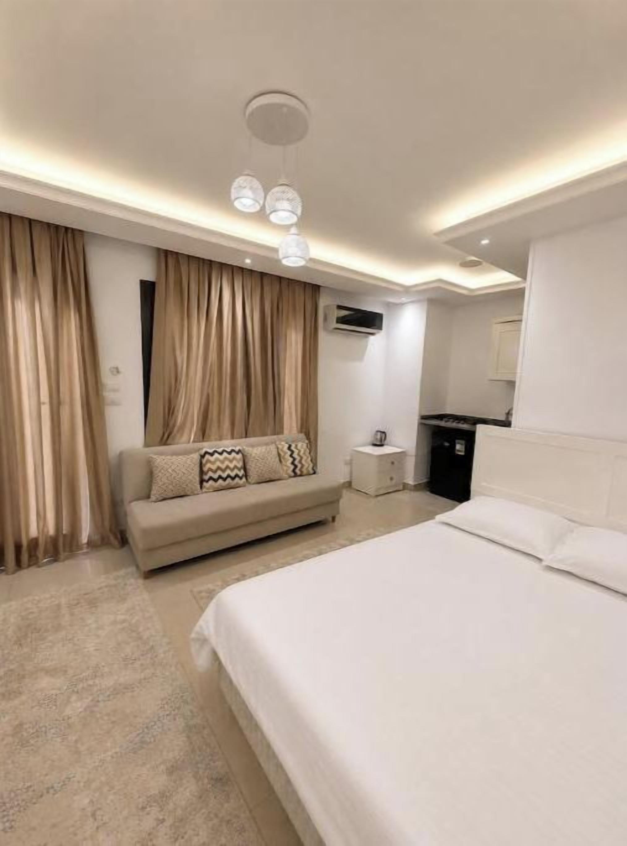 1 bedroom