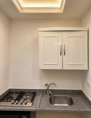 Private kitchen - Rooftop studio in Westtown for young people and families (Giza Governorate)