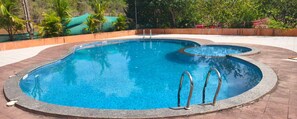 Pool - Nirvi Farms (Chinchawali Tarf Atone)