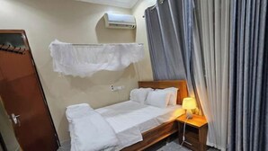 Room - Kate Apartment DSM–2BR, Private (Unit A) Near JNIA (Dar es Salaam)