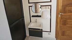 Bathroom - Kate Apartment in Dodoma, A Home of Comfort! (Dar es Salaam)