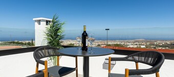 VILLA PARAISO: private pool, jacuzzi & Atlantic View