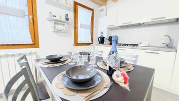 Apartment (1 Bedroom) | Private kitchen
