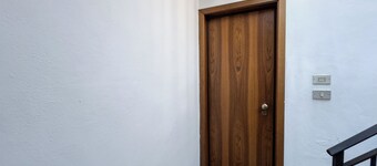 Ca-sa Check Raffi 度假屋