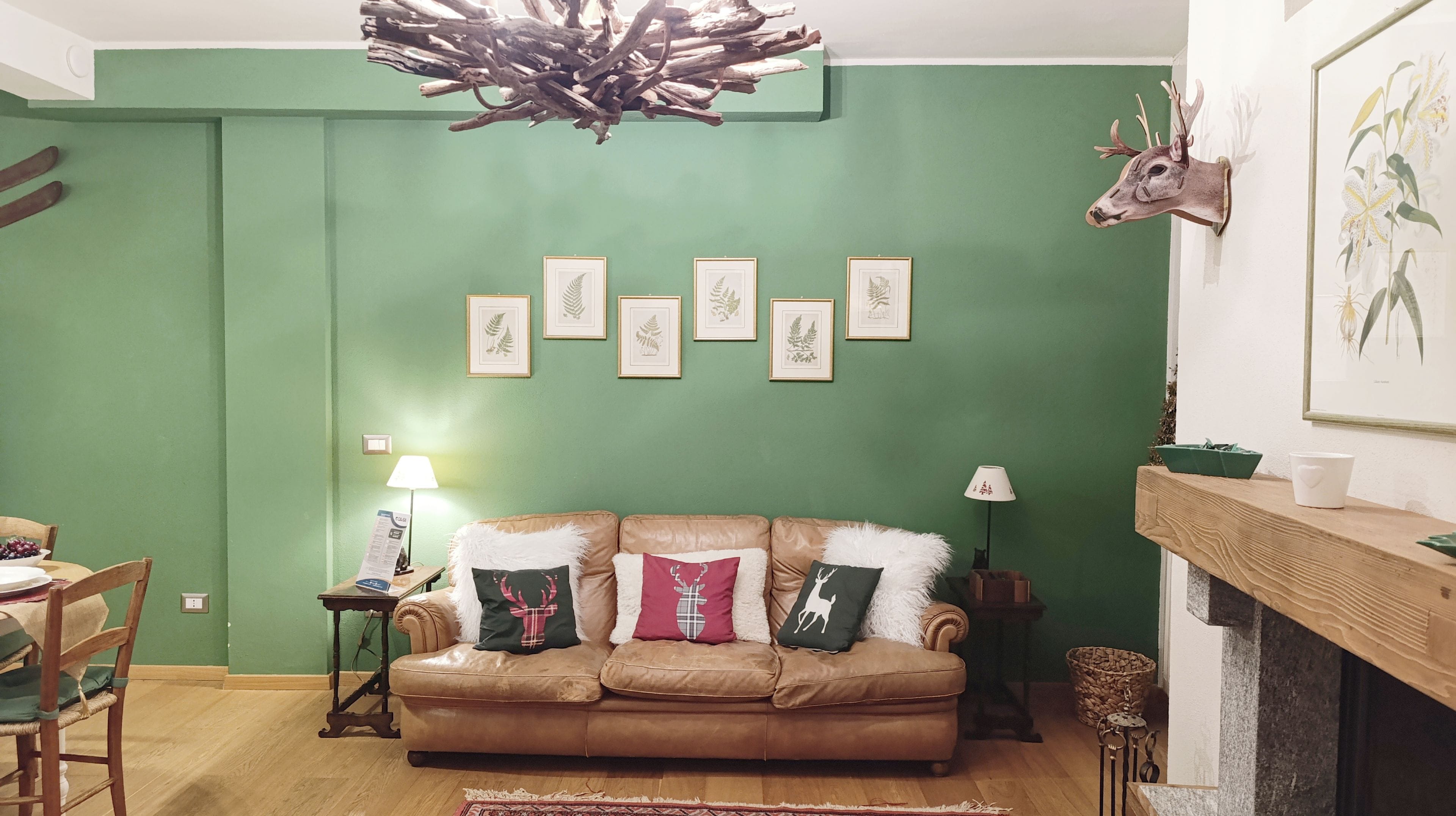 Apartment (2 Bedrooms) | Living area | 32-inch TV with cable channels