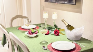 Dining room - Luxury Apartments Nicolò e Olivi by Ca-sa Chec (Chioggia)