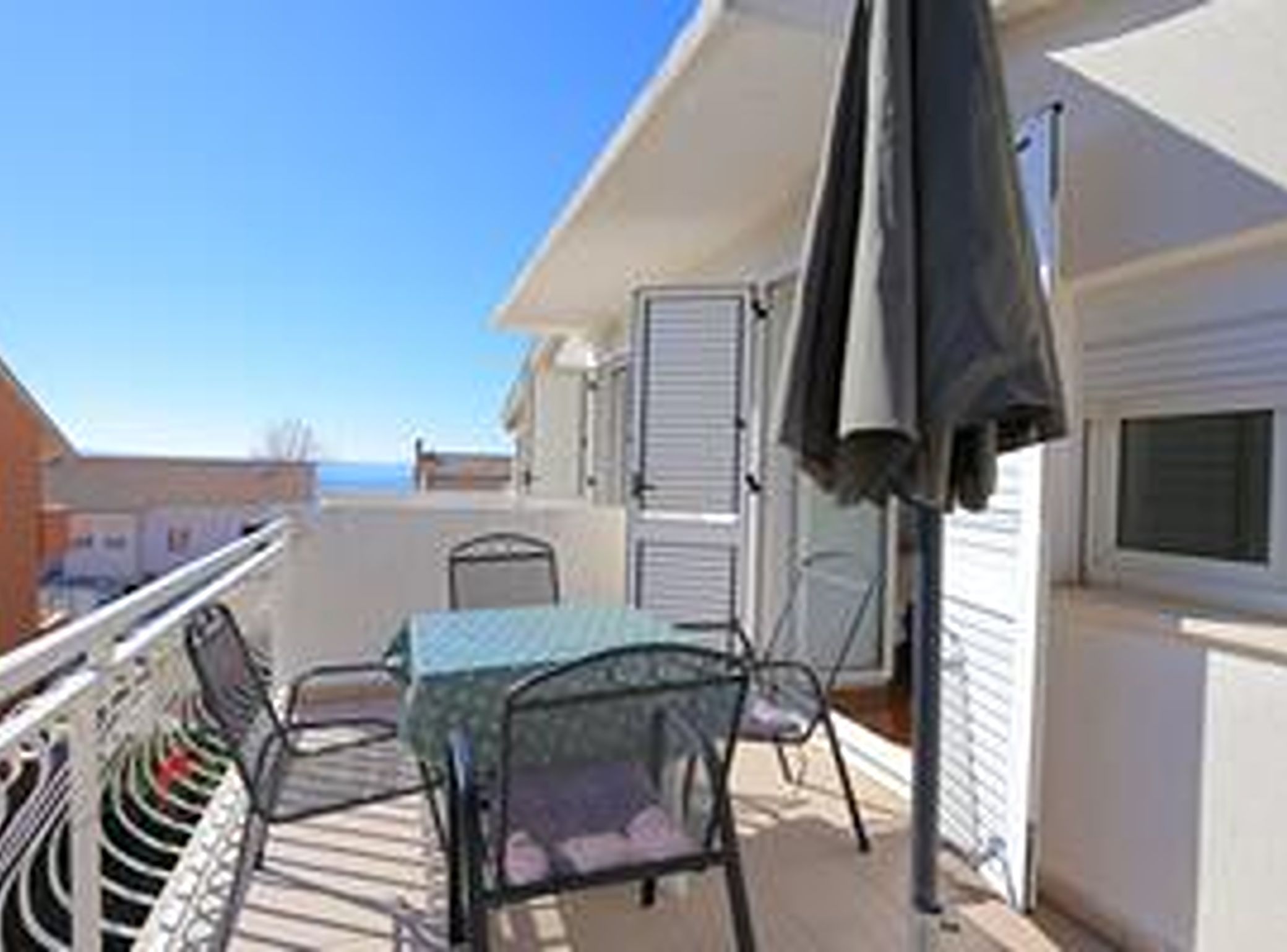 Apartment (One bedroom apartment with Terrace an) | Balcony