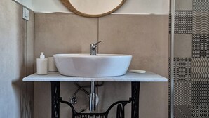 Bathroom - Vrbo Property (La Spezia)