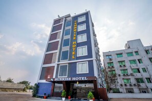 Ảnh chưa phân loại, 2 trong số 6 ảnh, nút