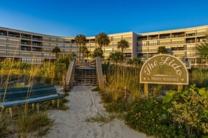 A beachfront hotel entrance with a sign reading 'The Lido Private Residence.' - The Wavefront | Gulf-front Executive Residence (St. Pete Beach)