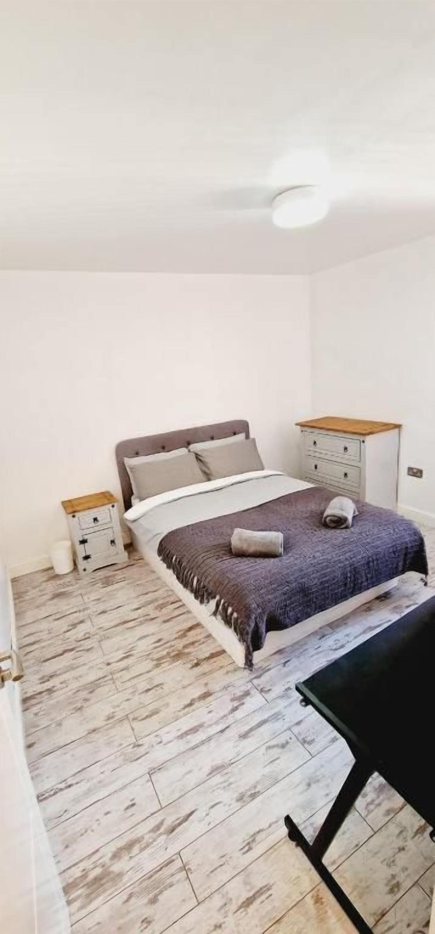 Apartment, 2 Bedrooms, City View | Iron/ironing board, WiFi (free)