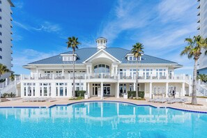 Welcome to The Beach Club! - 🌴Dune's Perch: Beach Club Resort with Pool + Hot Tub + On-Site Dining (Gulf Shores)