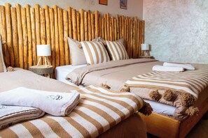Deluxe Triple Room, Pool View | WiFi (free) - Bella Vista Surf Camp (Aourir)