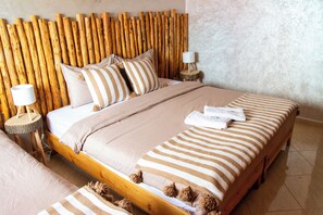 Deluxe Triple Room, Pool View | WiFi (free) - Bella Vista Surf Camp (Aourir)
