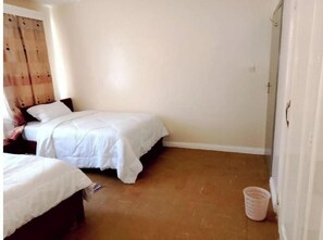 Room - Royal Gardens Muthatari - Embu : Standard Double Room with Two Double Beds (Embu)