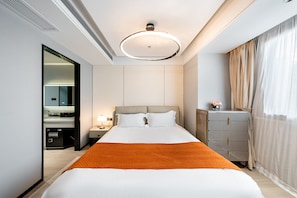 A hotel room with a bed, a nightstand, a dresser, a mirror, and a window with curtains. - Shijia Homestay (Shanghai Lujiazui Century Avenue Branch) (Shanghai)
