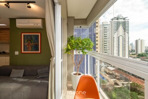Ảnh chưa phân loại, 2 trong số 11 ảnh, nút