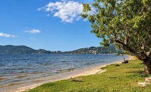 Unclassified image, 4 of 10, button - Cozy Studio Facing the Lagoon Sdr007 (Florianópolis)