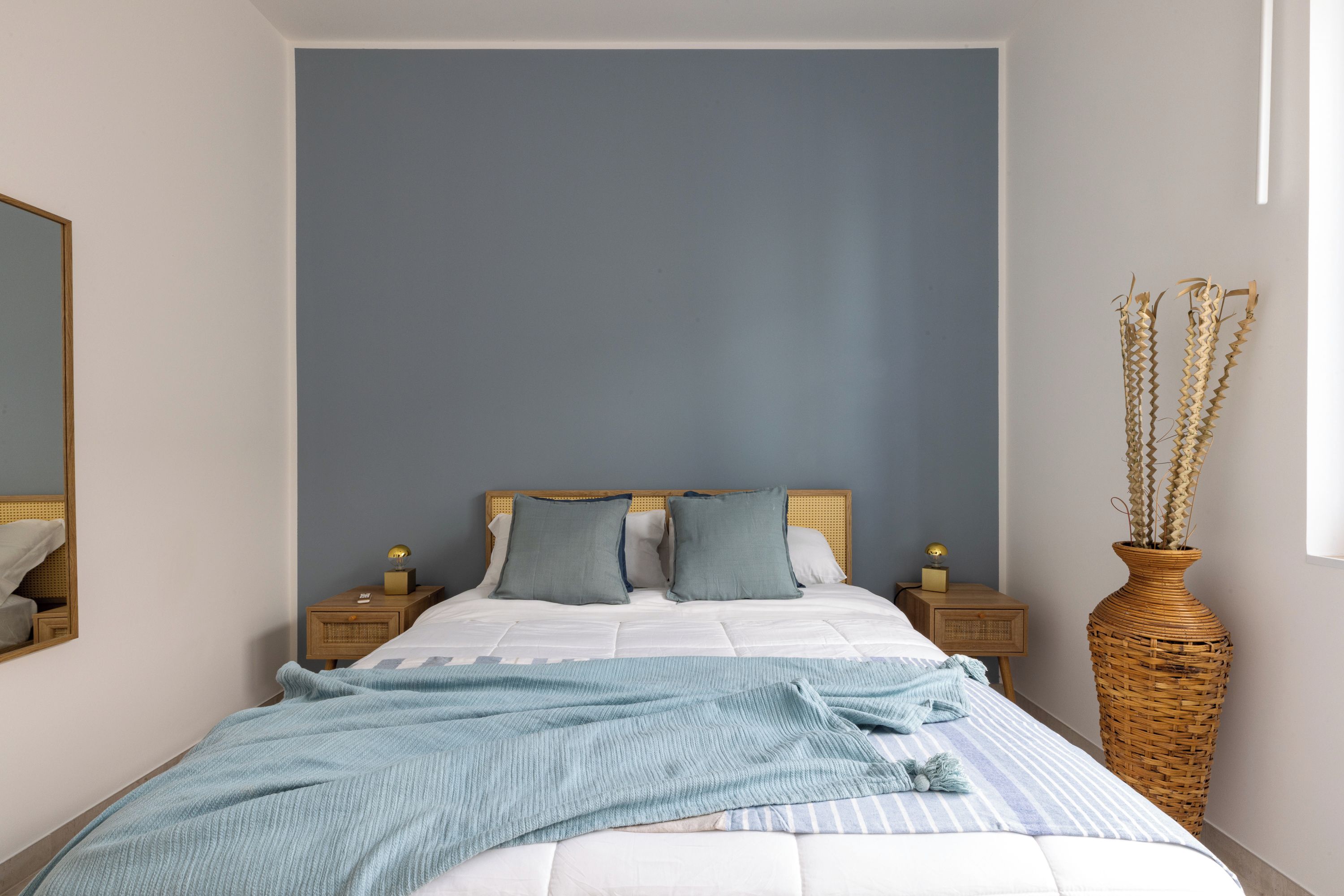 Apartment (2 Bedrooms) | 2 bedrooms, iron/ironing board, cribs (surcharge), bed sheets