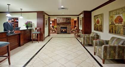 Accessible Suite w/ Kitchen | Free Breakfast!