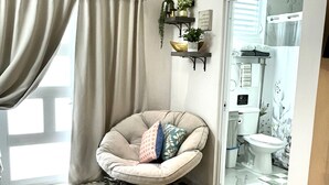 Bathroom - Private Cozy Mountain View Suite 1 (Ceiba)