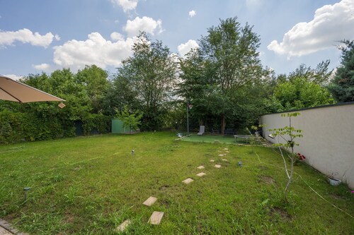 Villa Alexandra near Therme and Airport
