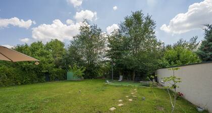 Villa Alexandra near Therme and Airport