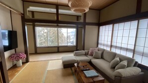 Deluxe Double Room, Garden View | Living area - Seifuso At Myoko (Myoko)
