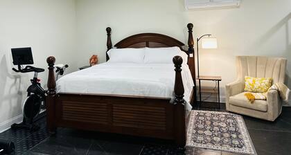 Cozy 1-bedroom studio in soothing Fredericksburg