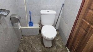 Dutxa, tovalloles i paper higiènic 
