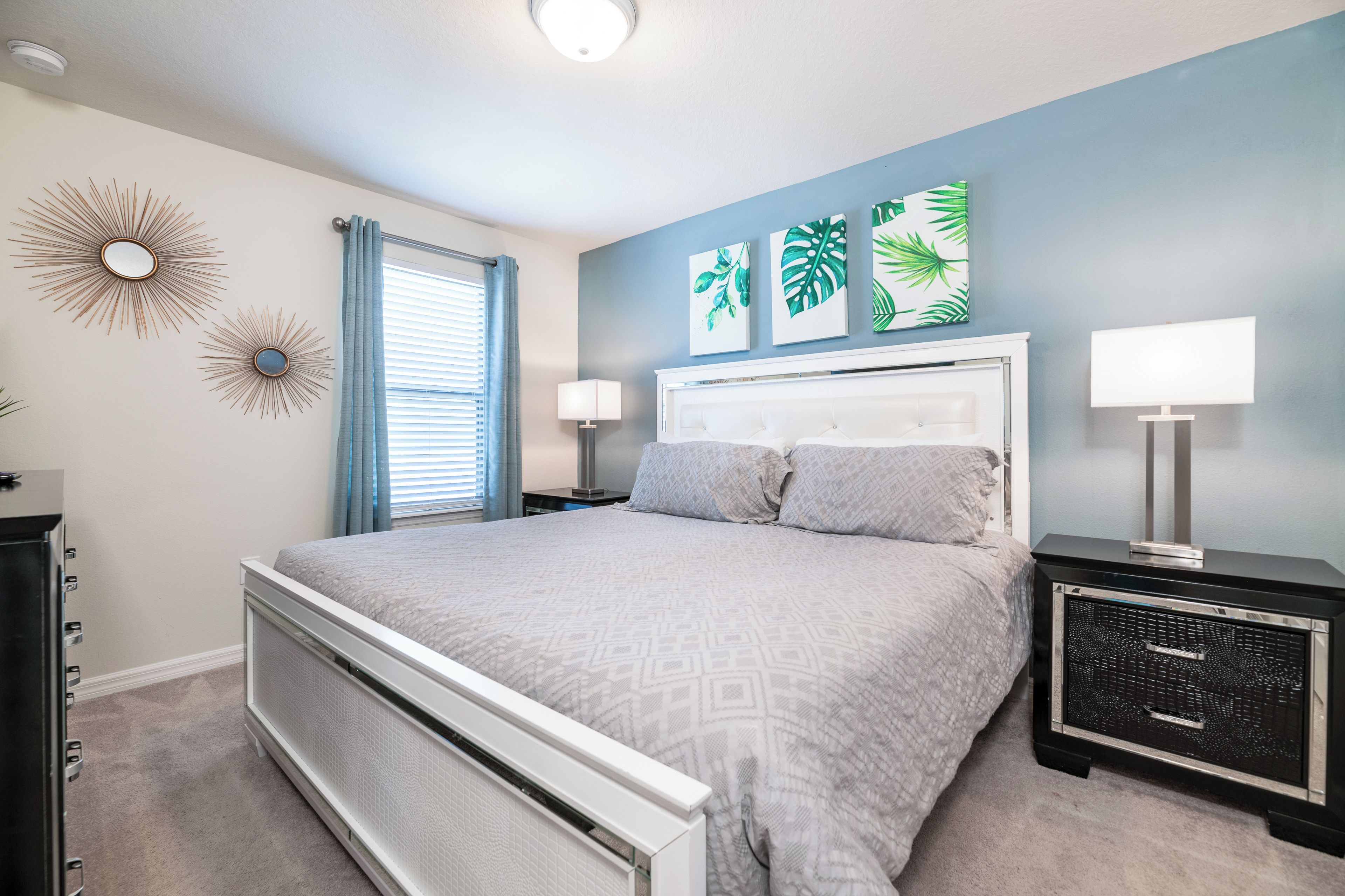 7 habitaciones, tabla de planchar con plancha y wifi gratis 