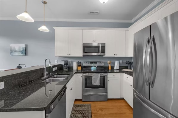 More of kitchen