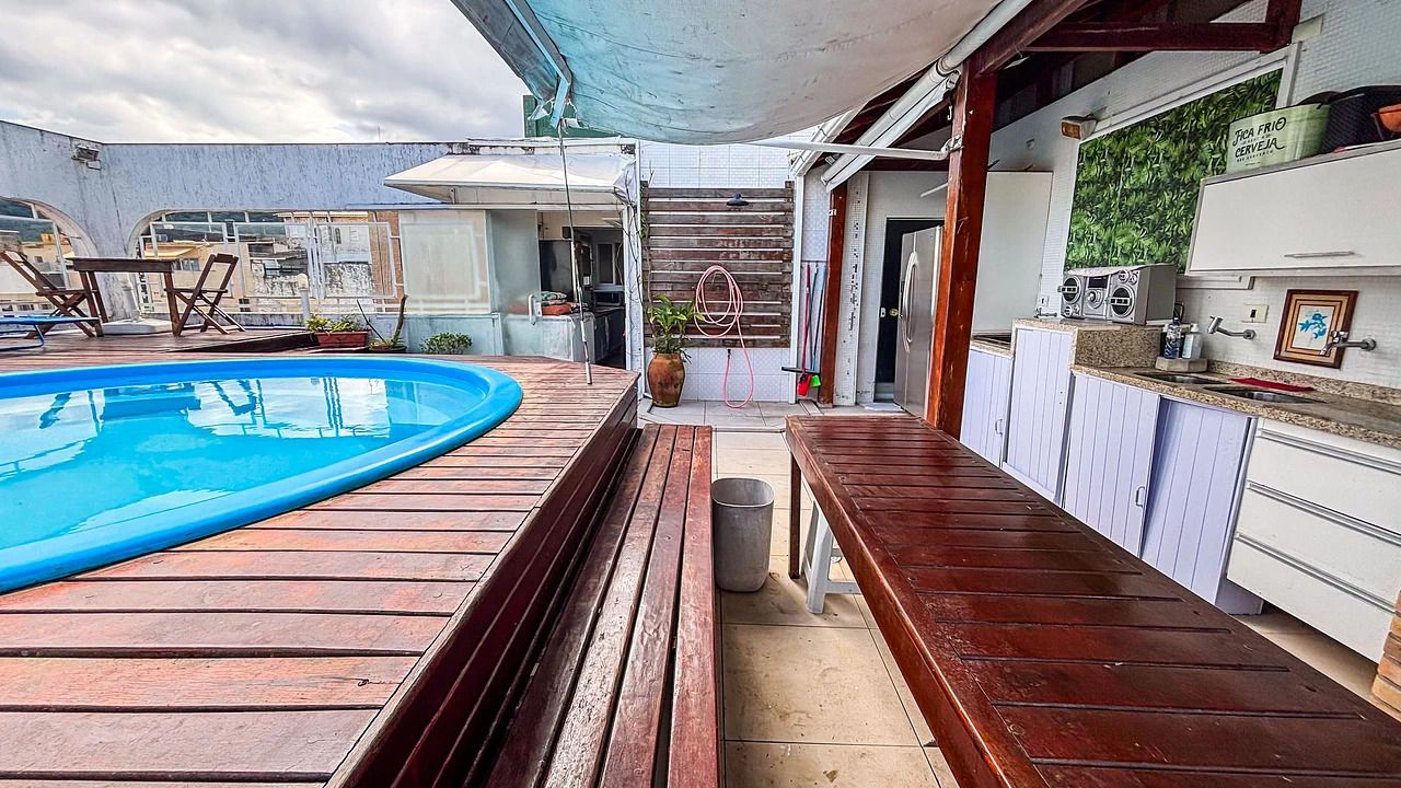 Deluxe Apartment | Pool