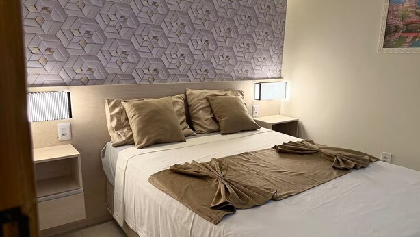 Room - 106 - Modern 2-Bedroom Apartment (Belém)