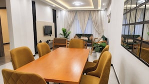 Dining - Pissonia Furnished Apartments (Addis Ababa)