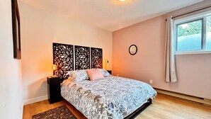 Unclassified image, 2 of 11, button - Charming 1-bedroom apartment two blocks from beach, Kelowna (Kelowna)
