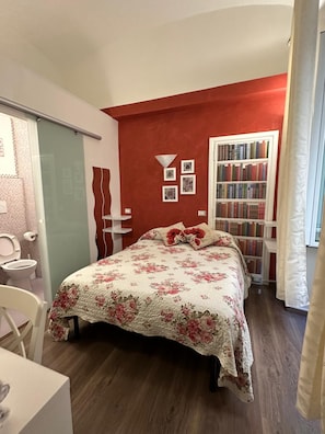 Room - Vrbo Property (Roma)