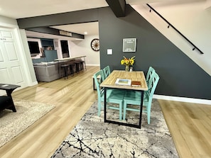 Dining - Spacious and clean basement apartment minutes away from Roseau! (Roseau)