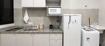 Fully furnished apartment, 5 min walk from UFMS (Federal University of Mato Grosso do Sul), near the University Hospital (HU).