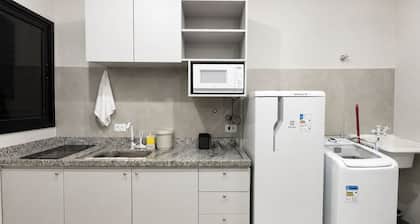 Fully furnished apartment, 5 min walk from UFMS (Federal University of Mato Grosso do Sul), near the University Hospital (HU).