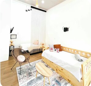 Standard Studio | WiFi (free) - Quijote's Studio (Alajuela)