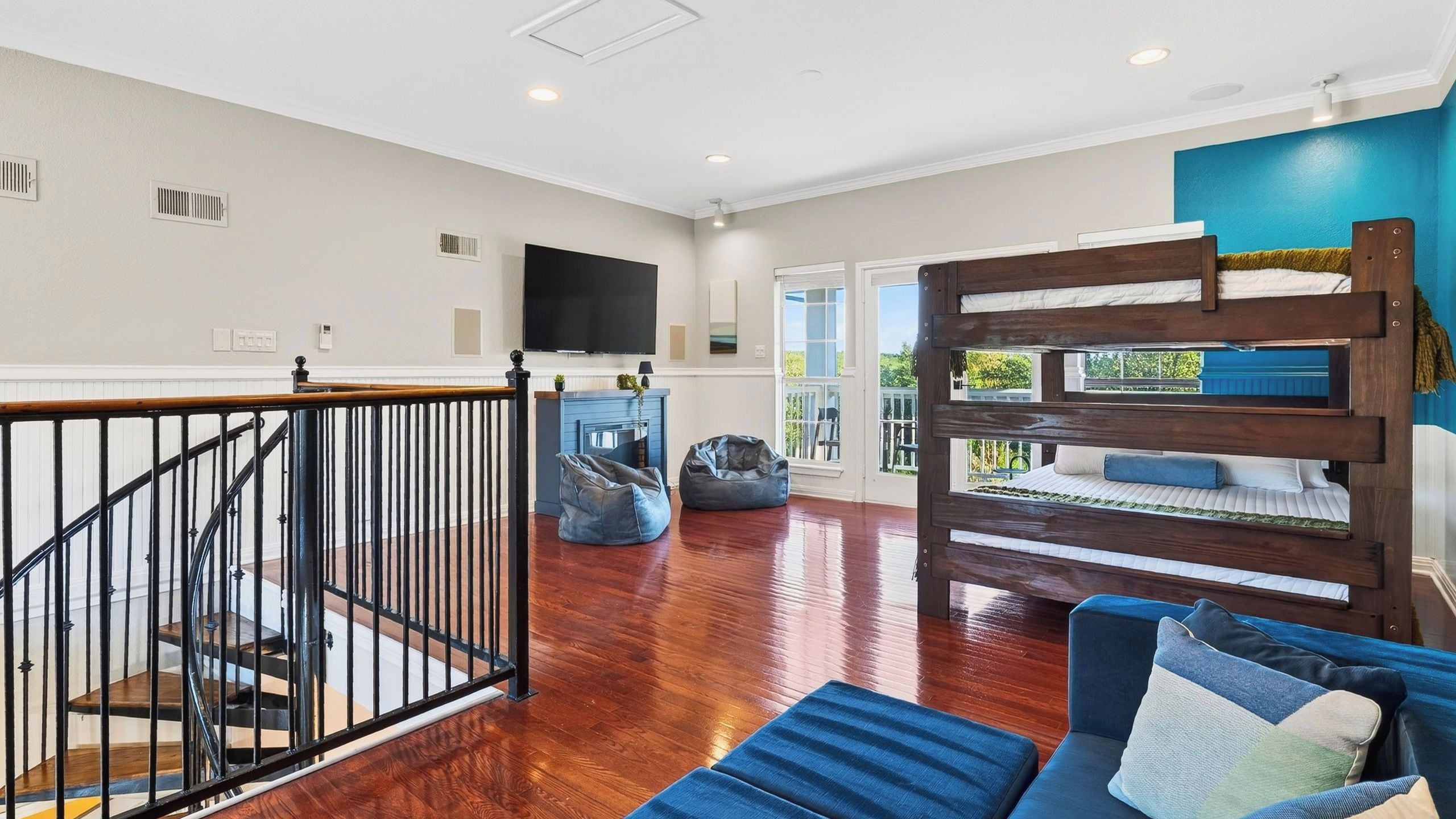 House (Multiple Bedrooms) | Interior