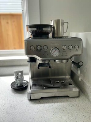 Coffee and/or coffee maker - Private Urban Studio in the Heart of the City (Port Coquitlam)