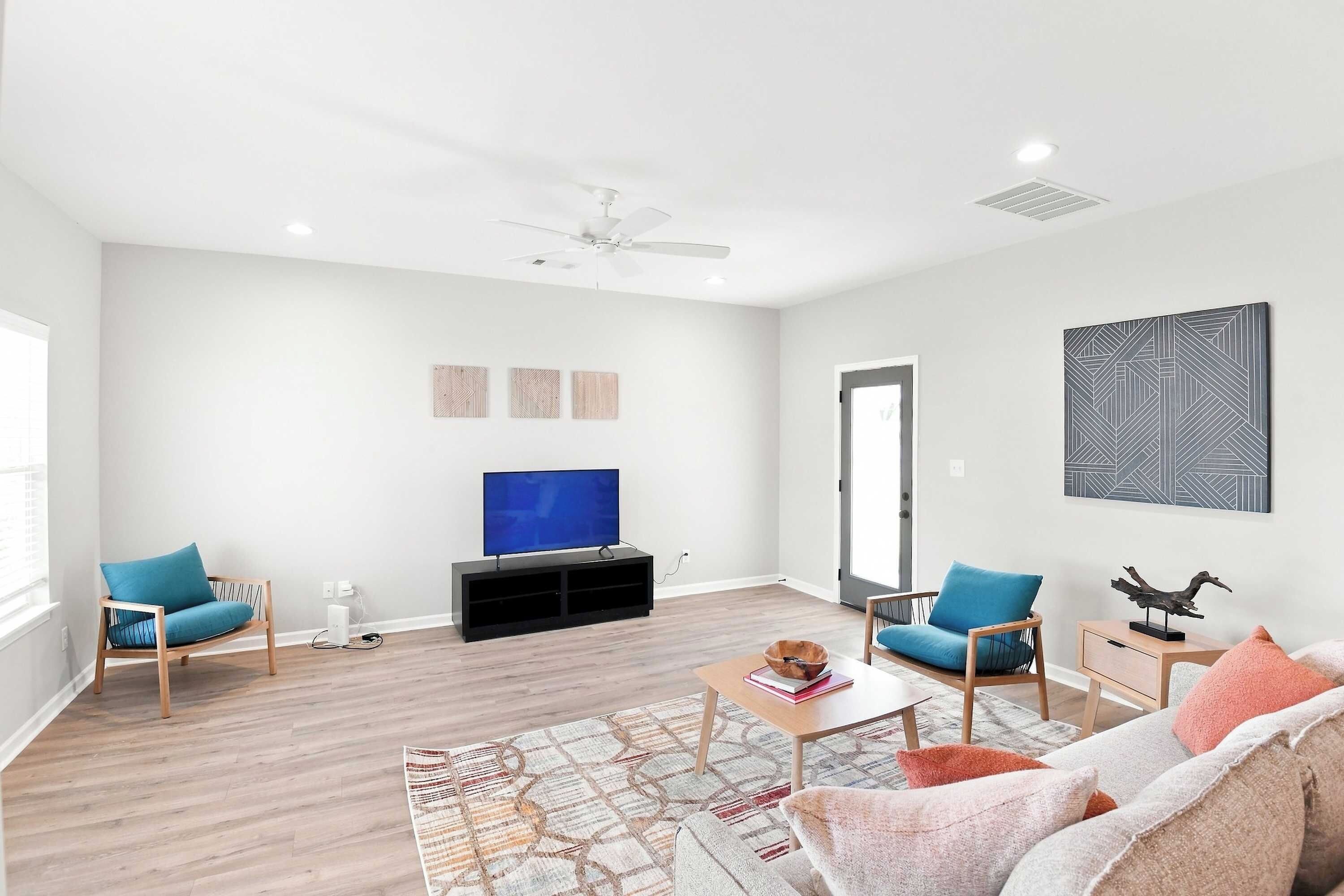 Spacious Oxford Retreats With Garage & Pool - Oxford, MS