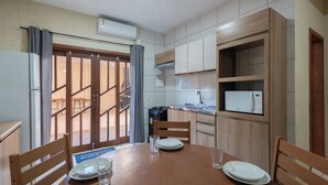 Ảnh chưa phân loại, 3 trong số 7 ảnh, nút
