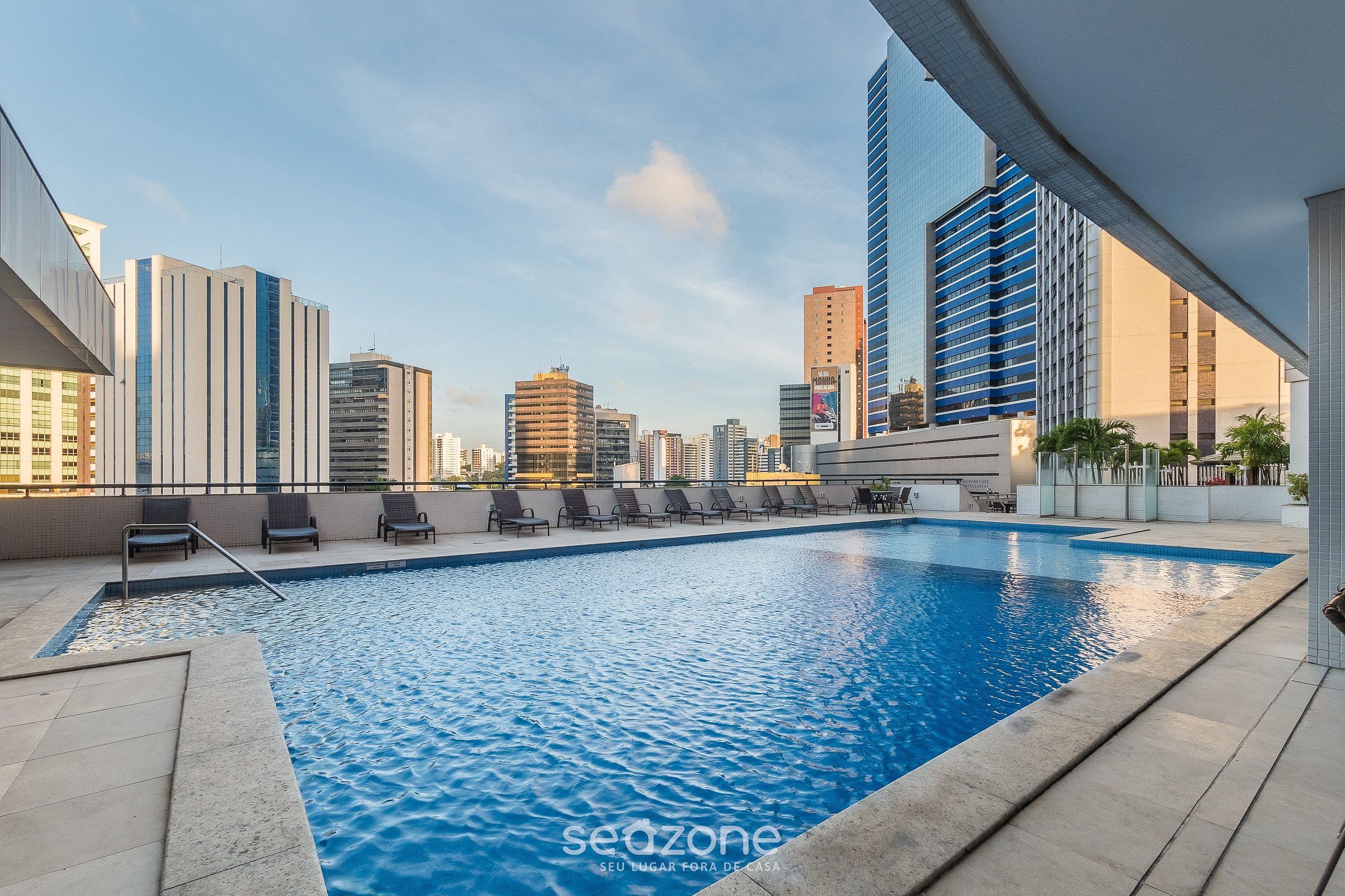 Basic Studio | Pool