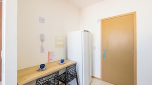 Basic Apartment | Bahagian dalam