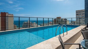 Basic Apartment | Kolam renang